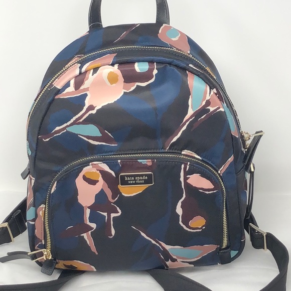 NWT Kate spade Medium backpack - Picture 2 of 6